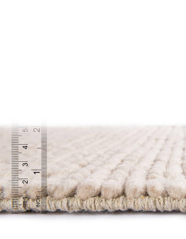 Detail image of 9' x 12' Hand Woven Lana New Zealand Wool Rug