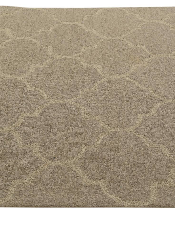 Detail image of 5' 1 x 8' Luna Wool Rug