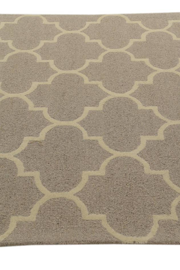 Detail image of 5' 1 x 8' Luna Wool Rug