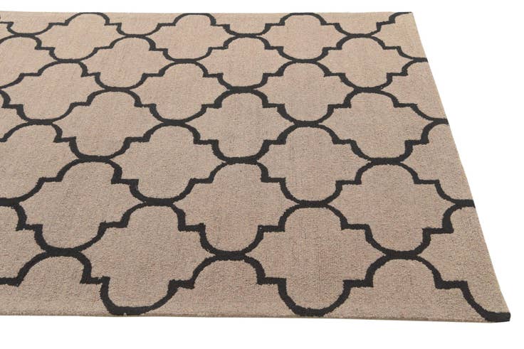 Detail image of 5' 1 x 8' Luna Wool Rug