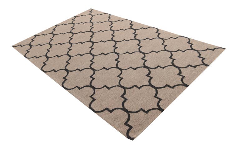 Detail image of 5' 1 x 8' Luna Wool Rug