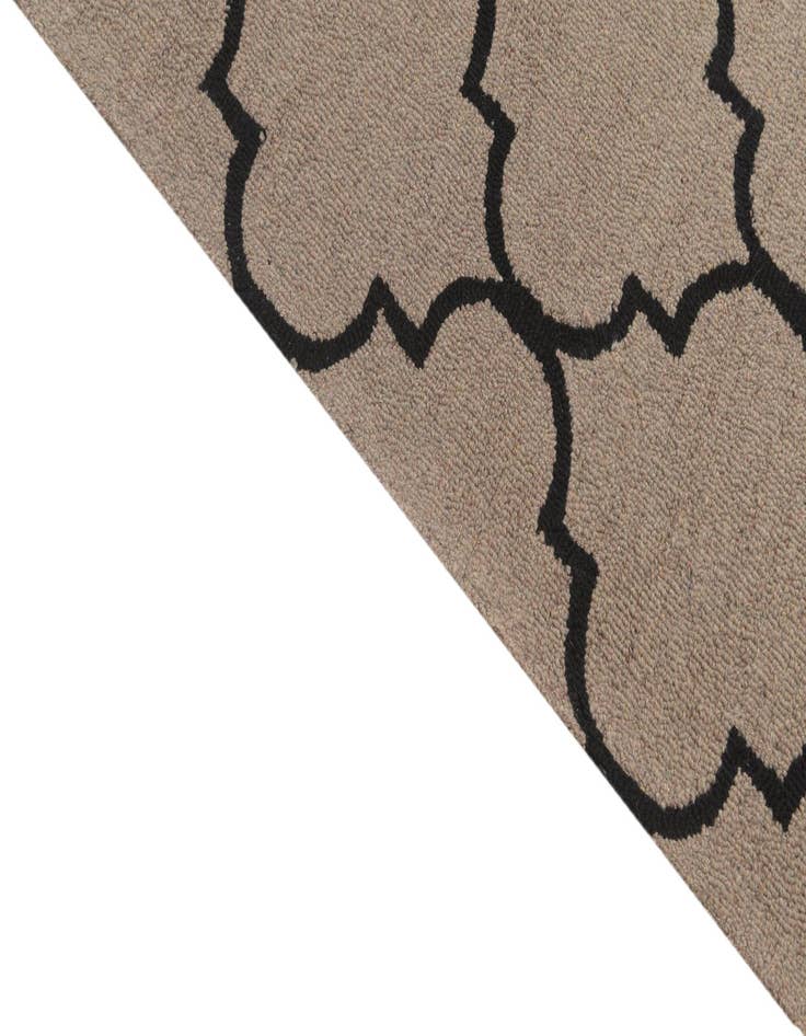 Detail image of 5' 1 x 8' Luna Wool Rug