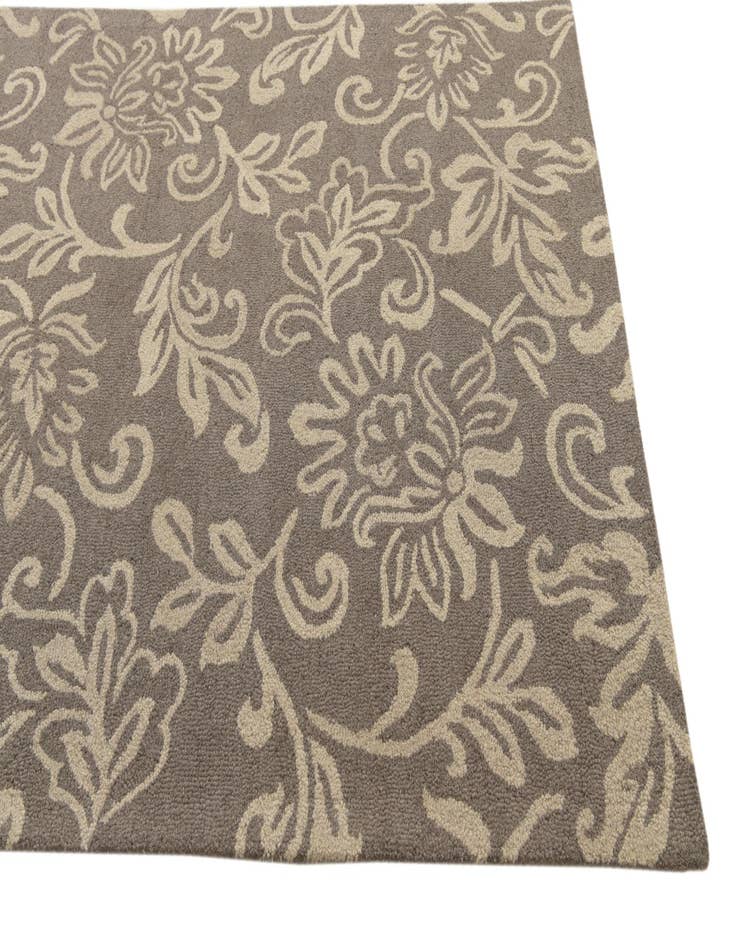 Detail image of 5' x 8' Luna Wool Rug