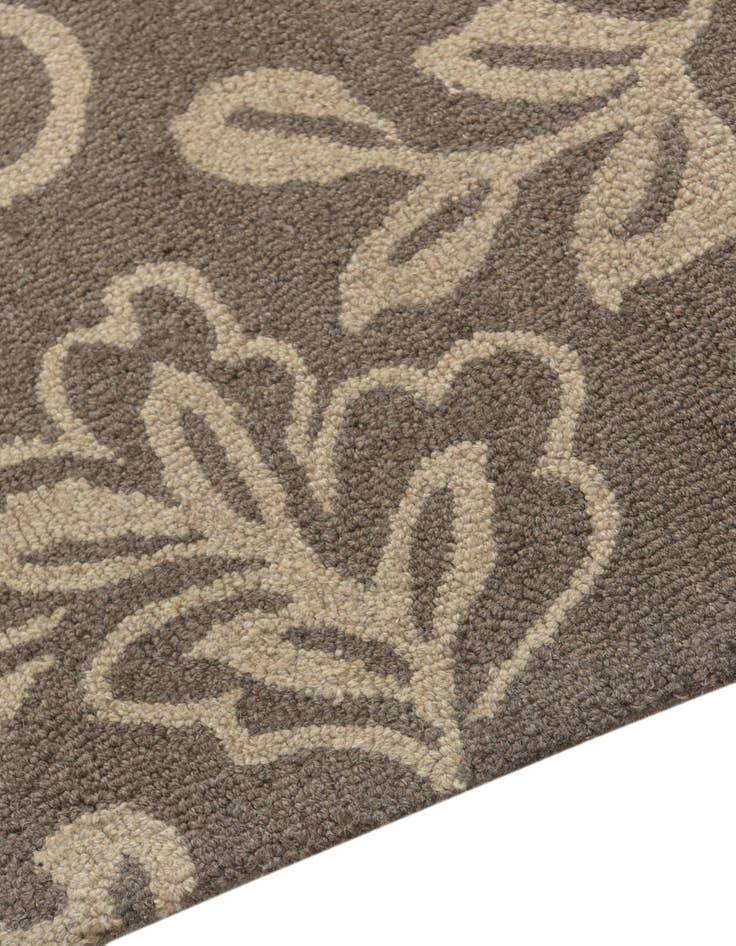 Detail image of 5' x 8' Luna Wool Rug