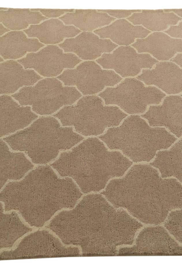 Detail image of 5' 1 x 8' Luna Wool Rug