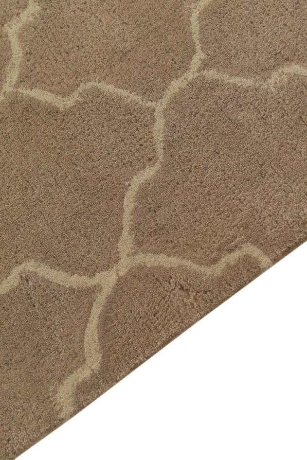 Detail image of 5' 1 x 8' Luna Wool Rug
