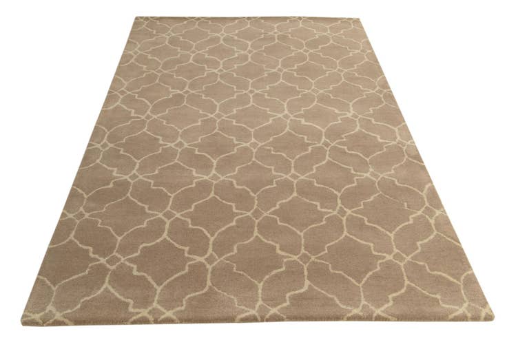 Detail image of 5' x 8' Luna Wool Rug
