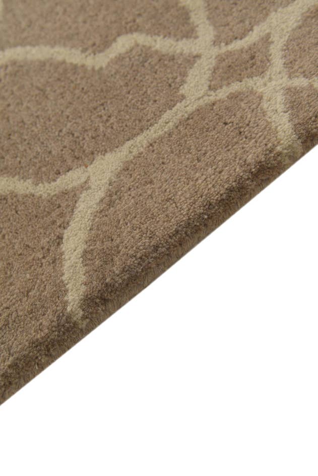 Detail image of 5' 1 x 8' Luna Wool Rug
