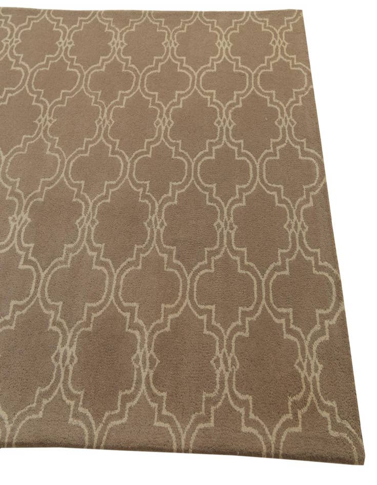 Detail image of 5' 1 x 8' Luna Wool Rug