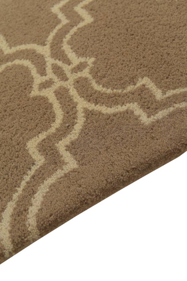 Detail image of 5' x 7' 10 Luna Wool Rug