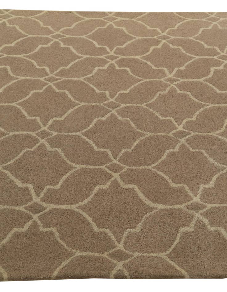 Detail image of 5' 1 x 8' Luna Wool Rug