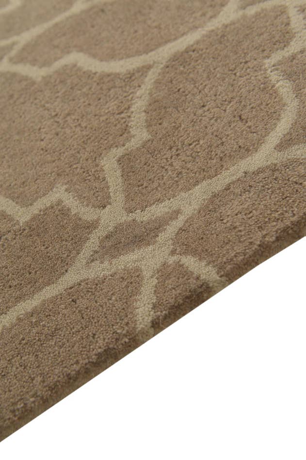 Detail image of 5' x 8' Luna Wool Rug