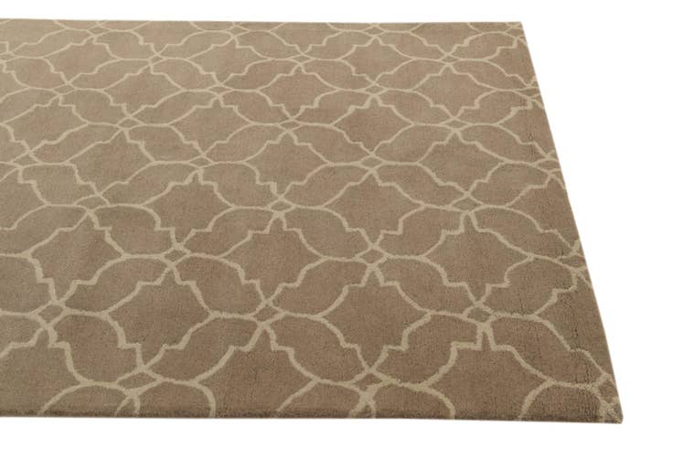 Detail image of 5' x 8' Luna Wool Rug