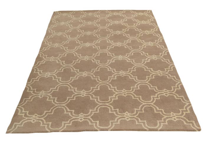 Detail image of 5' 1 x 8' Luna Wool Rug