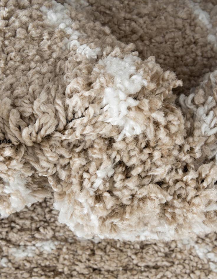Detail image of 10' x 13' Marrakesh Shag Rug