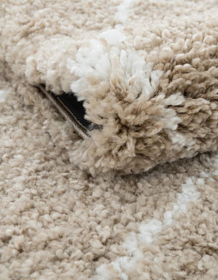 Detail image of 9' x 12' 2 Moroccan Shag Rug