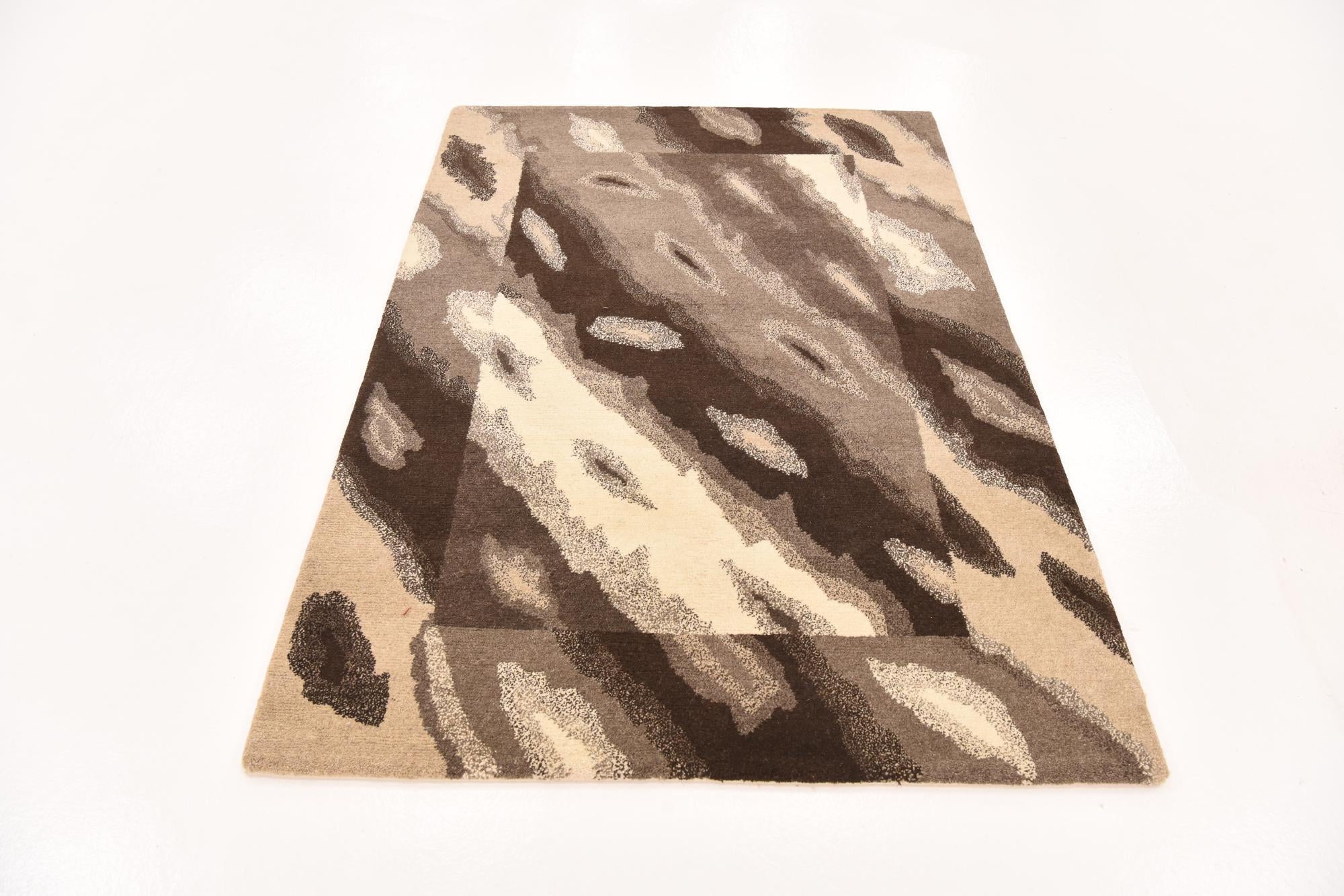 4' x 4' 10 Hand Knotted Nepal Wool Rug