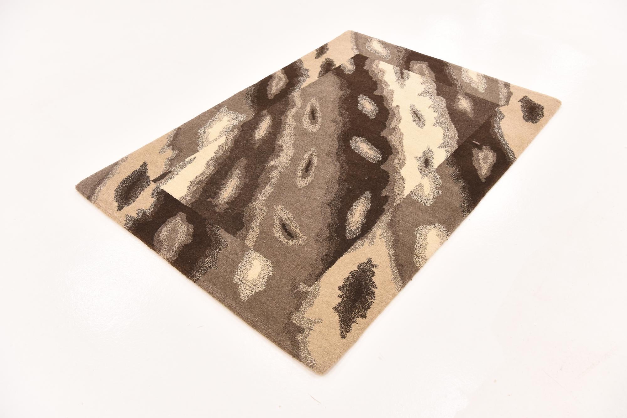 4' x 5' 9 Hand Knotted Nepal Wool Rug
