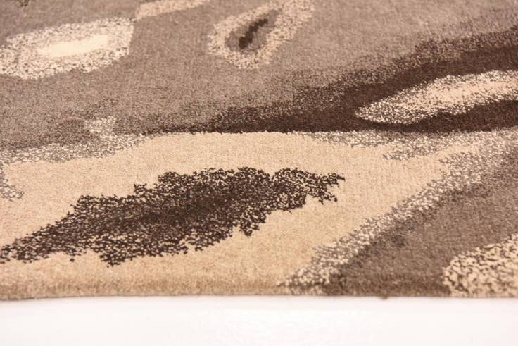 Detail image of 4' x 5' 9 Hand Knotted Nepal Wool Rug