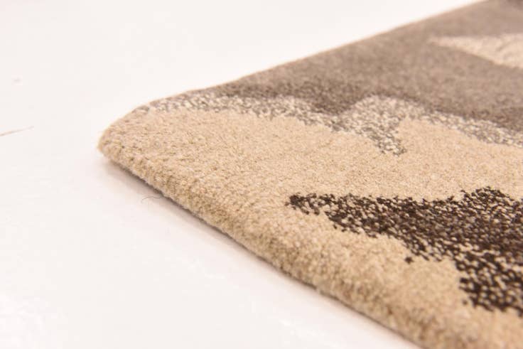 Detail image of 4' x 5' 9 Hand Knotted Nepal Wool Rug