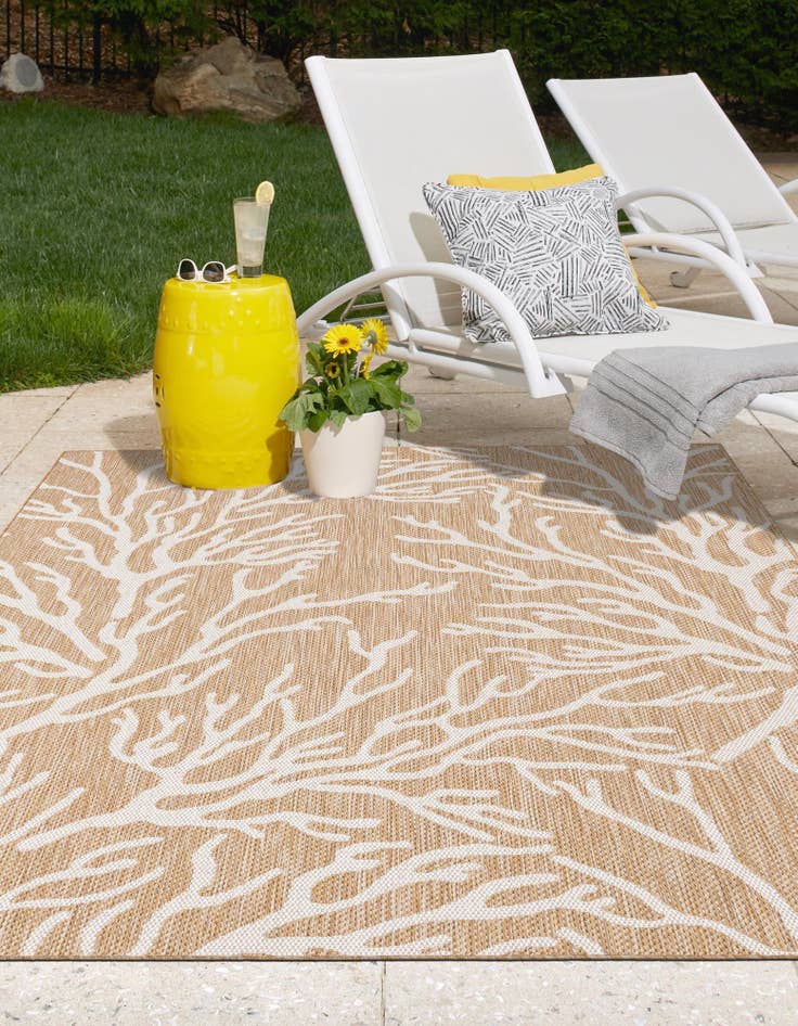 Detail image of 7' 10 x 10'  Washable Coastal Indoor / Outdoor Rug