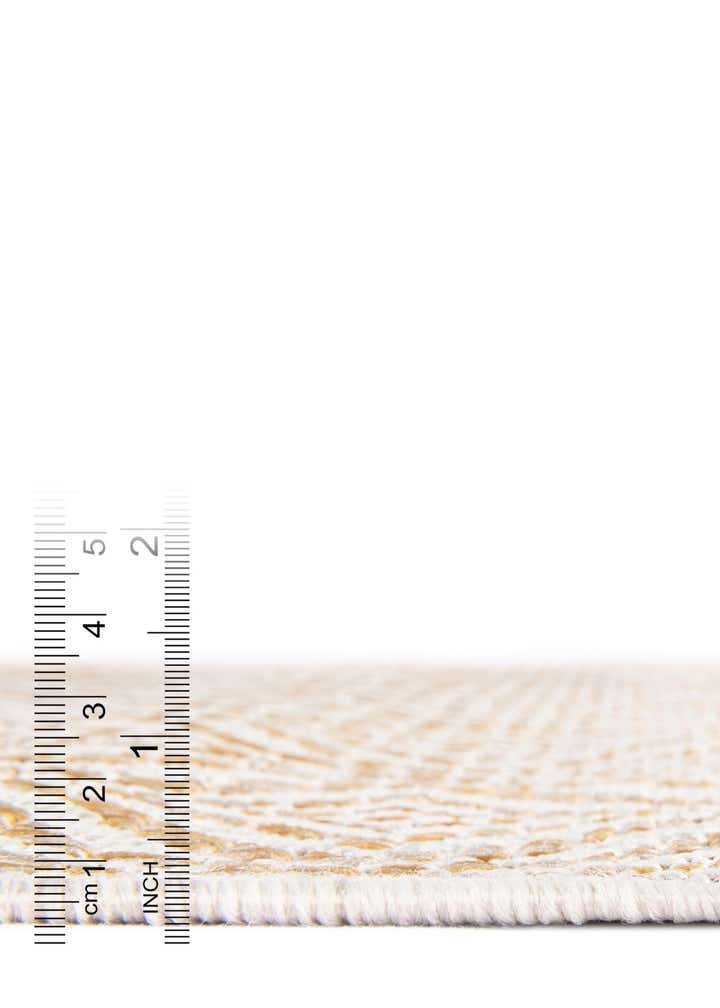 3' x 5' 3 Easy-Clean Lattice Indoor / Outdoor Rug