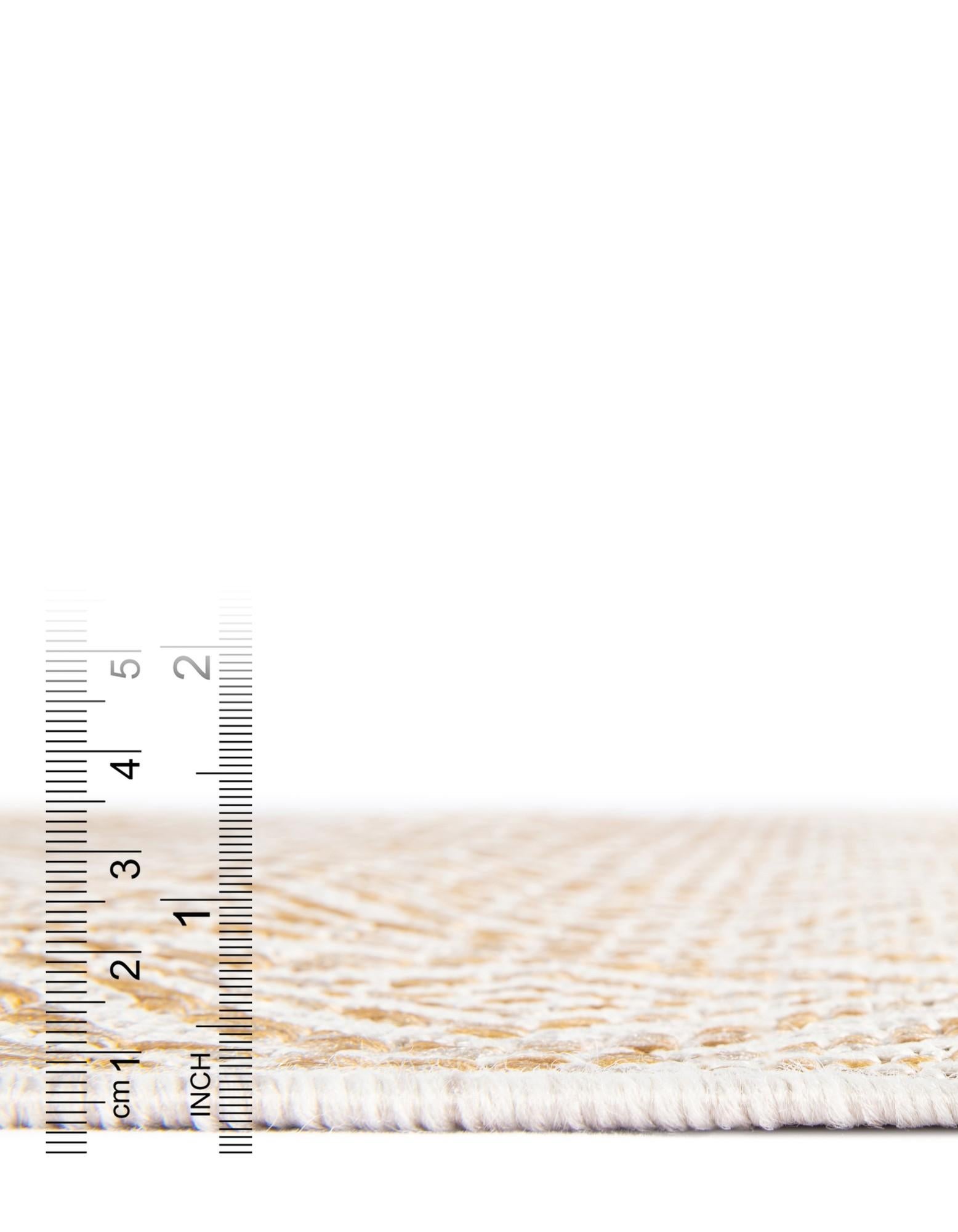 4' x 6' Easy-Clean Lattice Indoor / Outdoor Rug