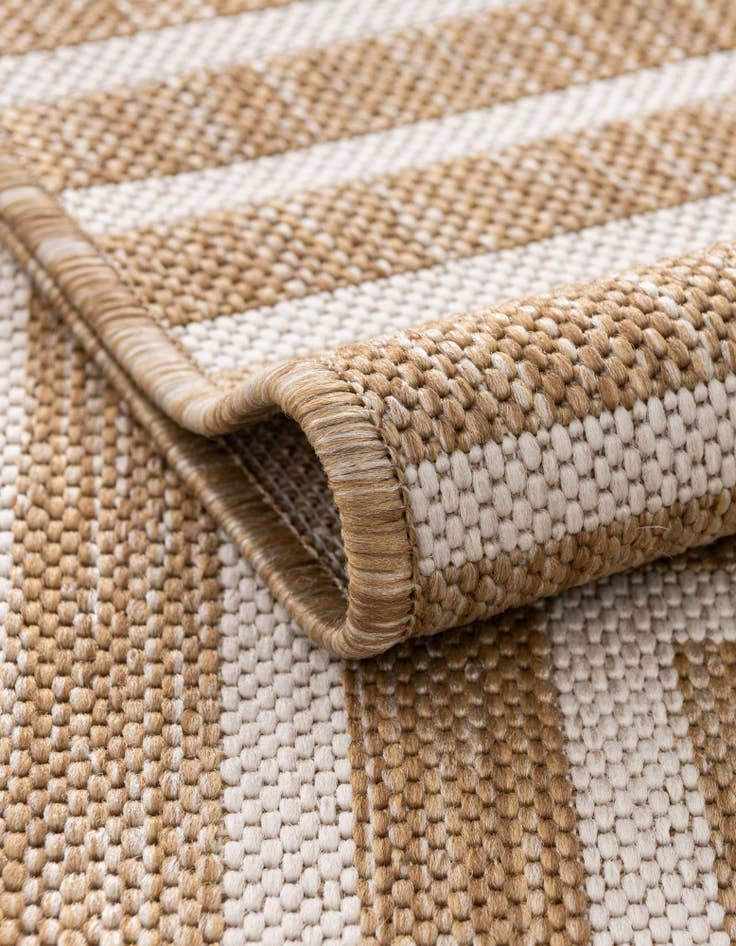 Detail image of 10' x 14' Easy-Clean Modern Indoor / Outdoor Rug