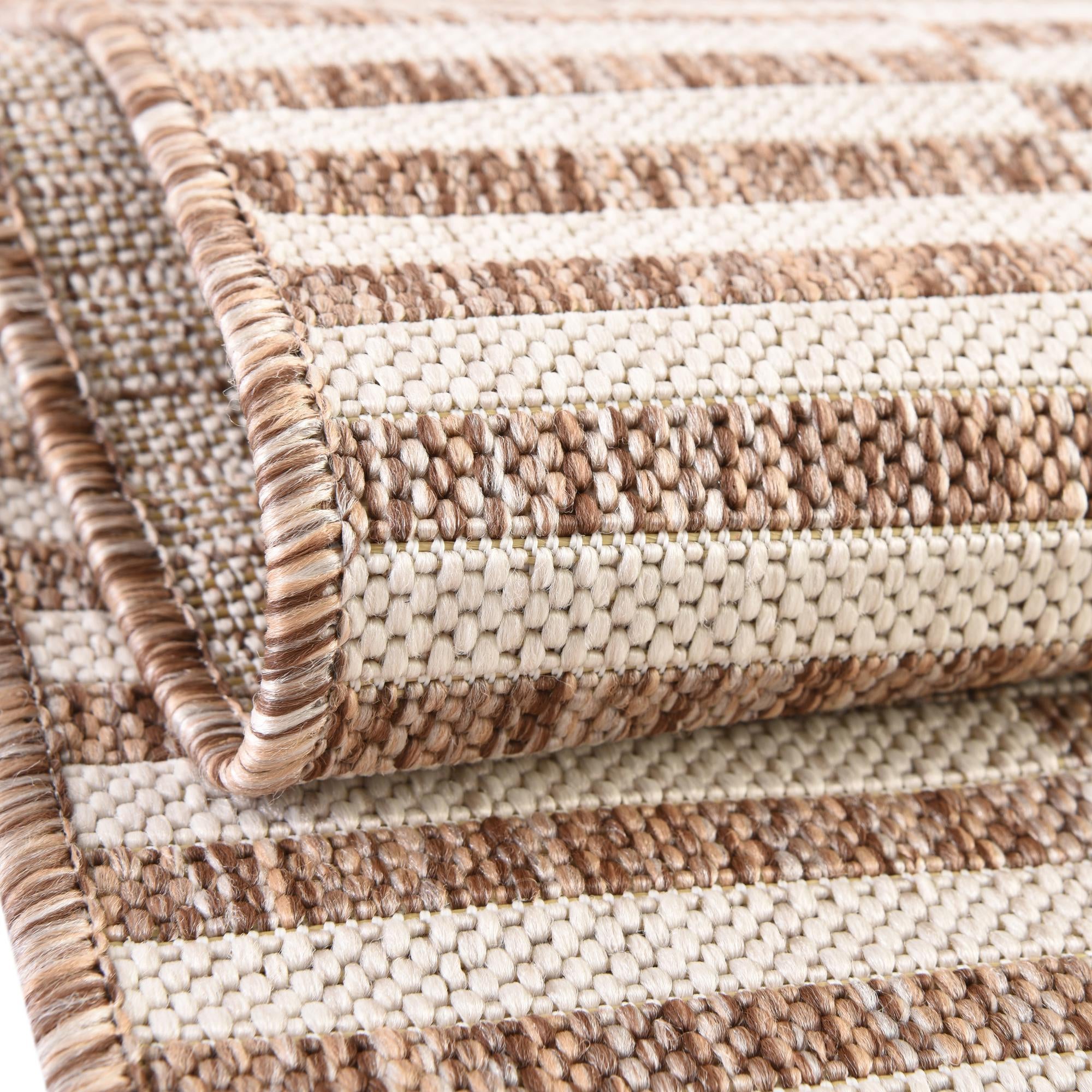 5' 3 x 8' Easy-Clean Striped Indoor / Outdoor Rug