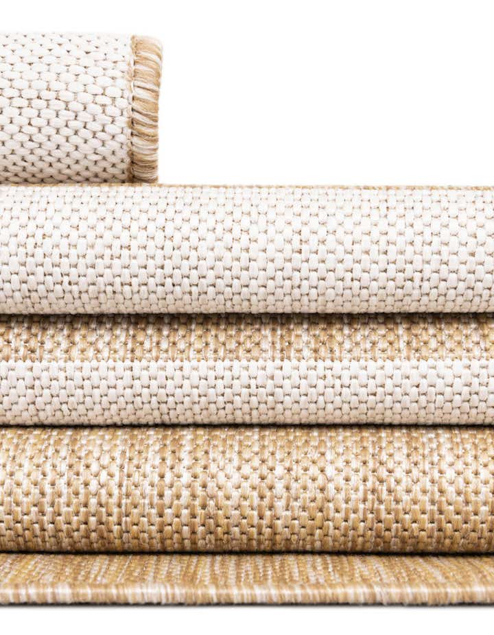 7' x 10' Easy-Clean Striped Indoor / Outdoor Rug