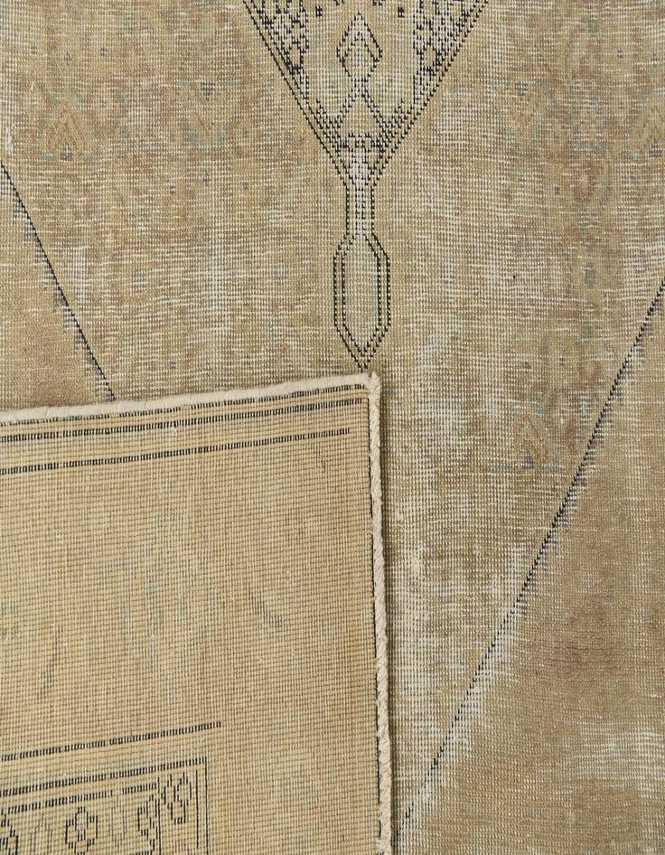 Detail image of 7' 8 x 10' 10  Hand Knotted Ultra Vintage Persian Wool Rug