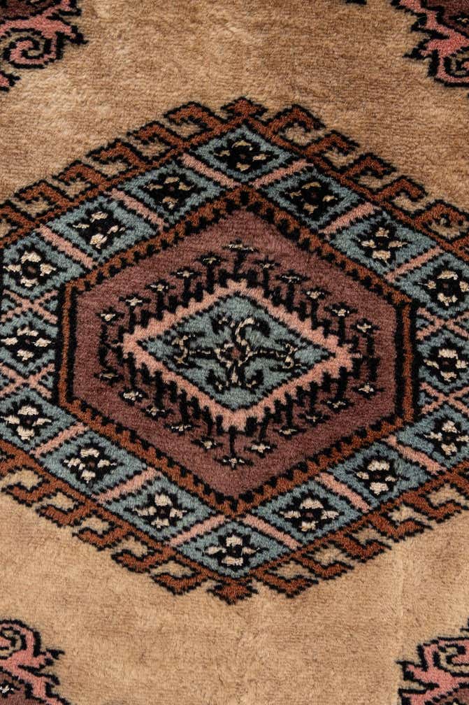 3' 2 x 3' 2 Hand Knotted Bokhara Oriental Wool Round Rug