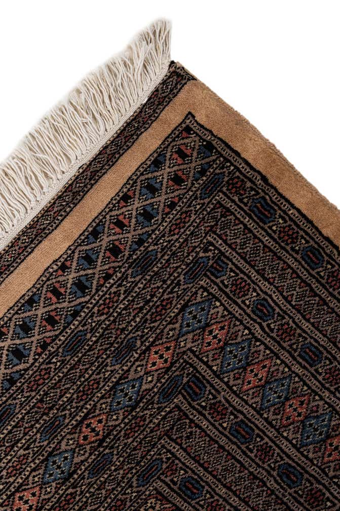5' 10 x 6' 2 Hand Knotted Bokhara Oriental Wool Round Rug