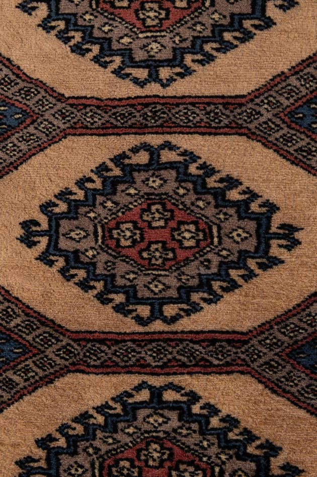 Detail image of 5' 10 x 6' 2 Hand Knotted Bokhara Oriental Wool Round Rug