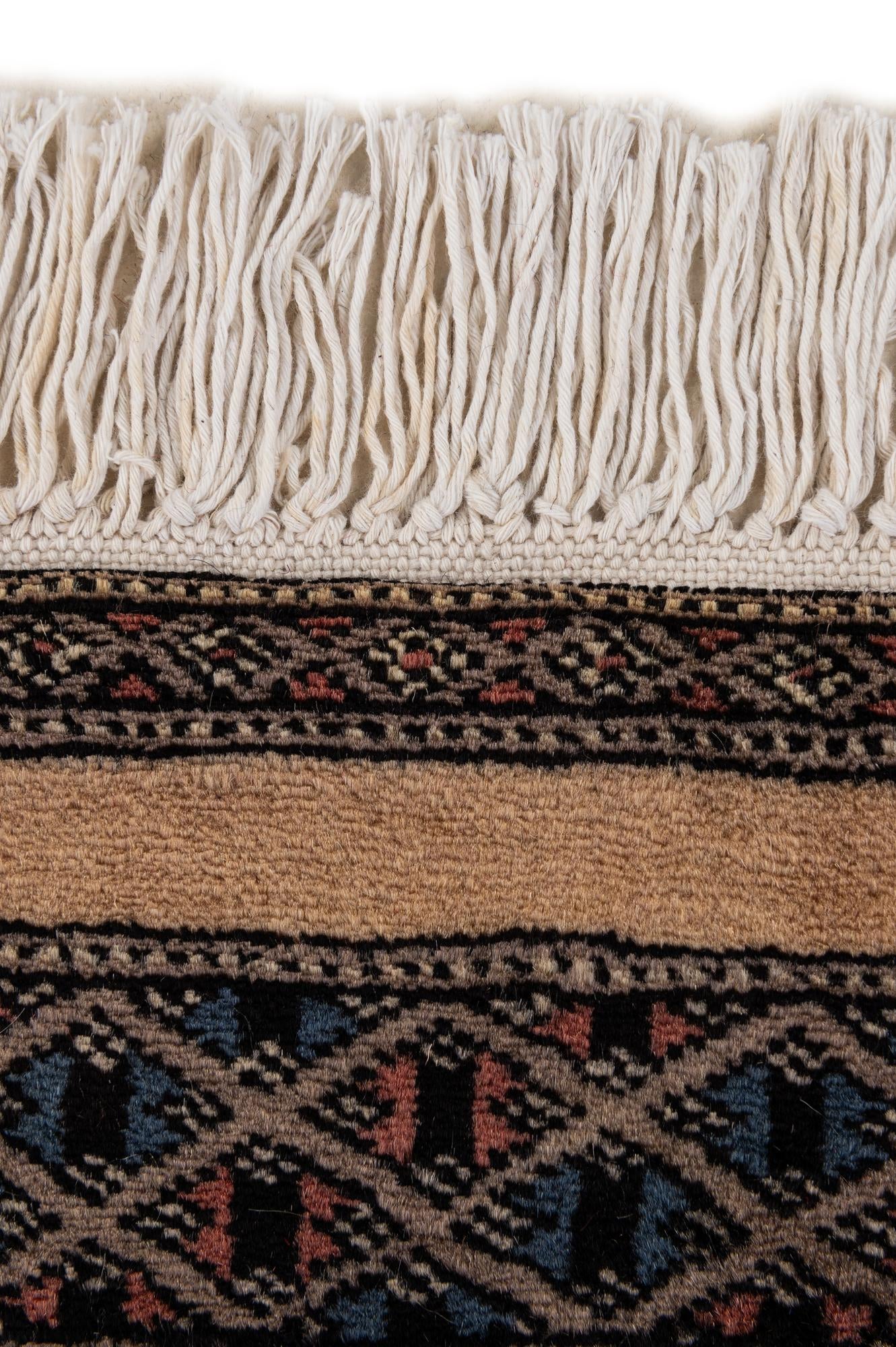 5' 10 x 6' 2 Hand Knotted Bokhara Oriental Wool Round Rug