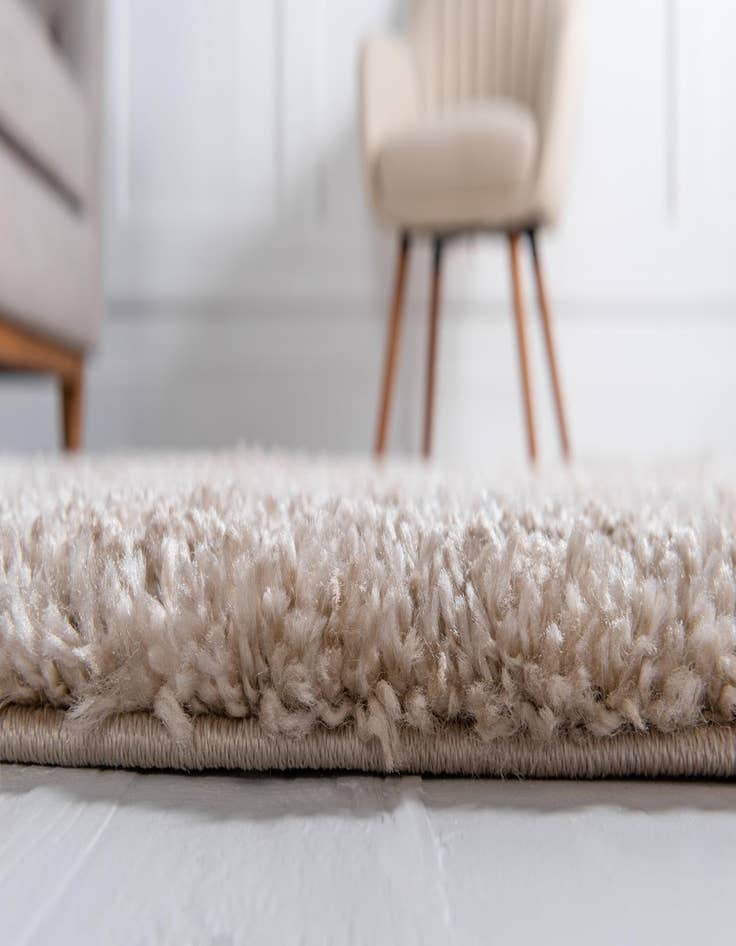 Detail image of 8' x 8' Marrakesh Shag Round Rug