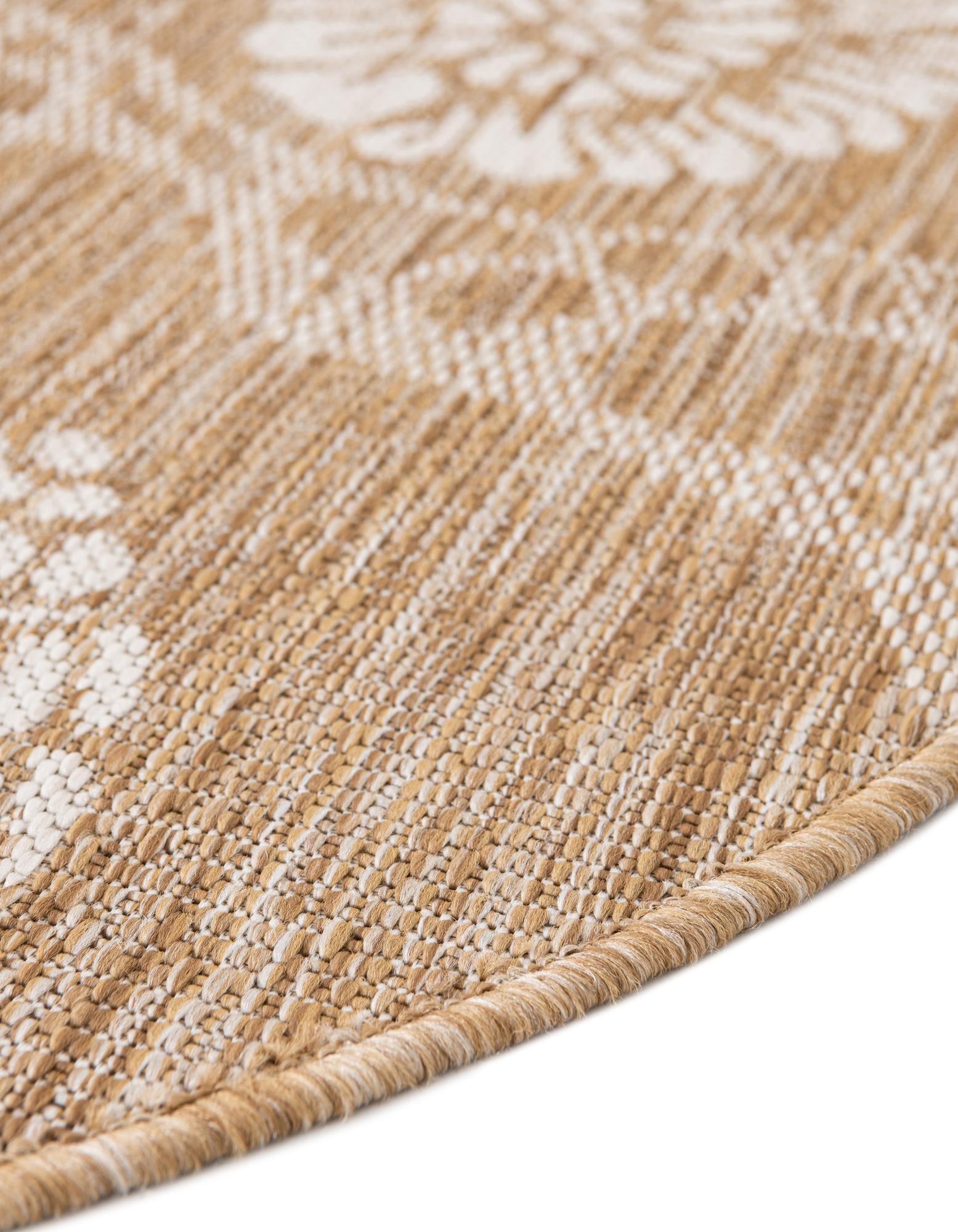 7' 10 x 7' 10 Easy-Clean Coastal Indoor / Outdoor Round Rug