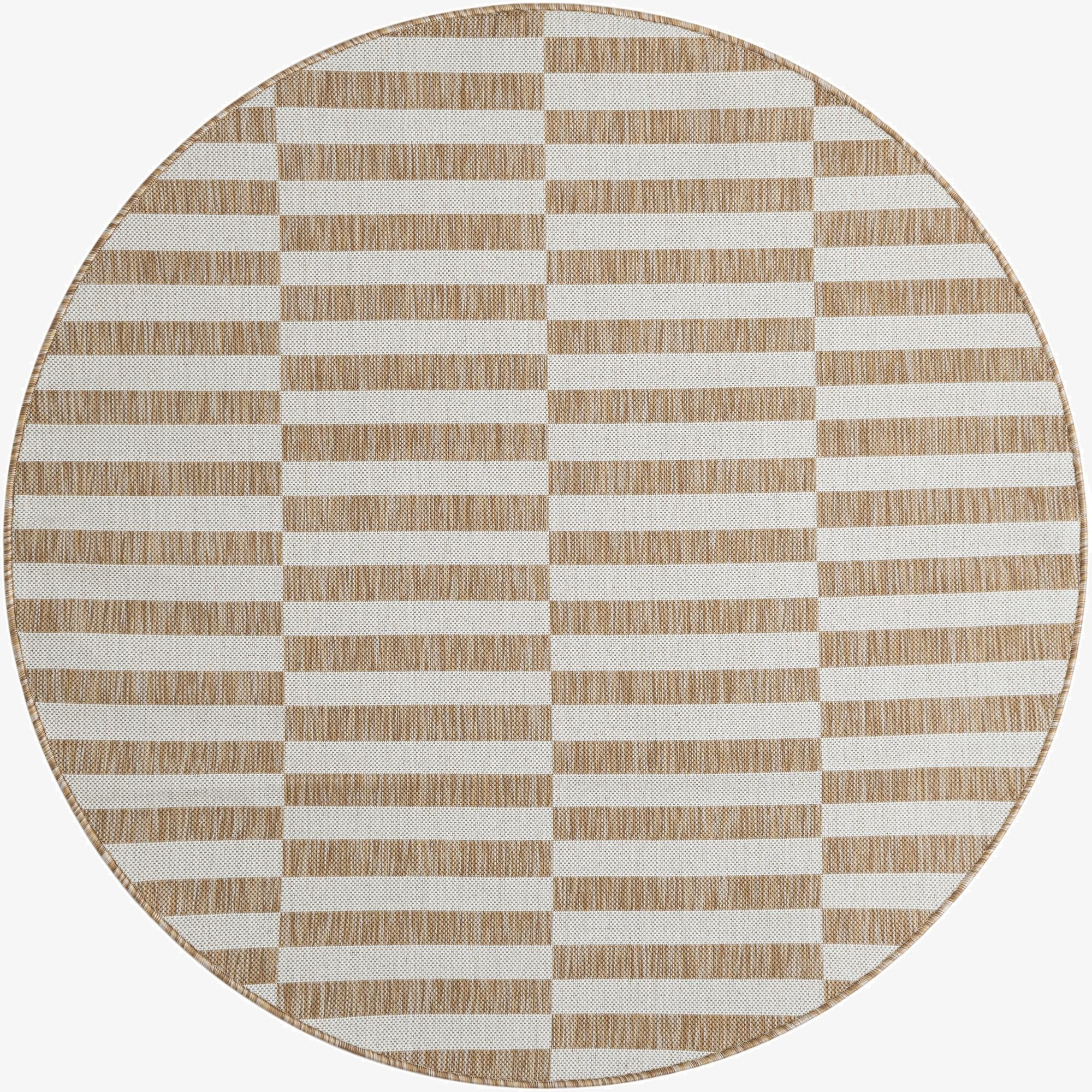 5' 3 x 5' 3  Washable Striped Indoor / Outdoor Round Rug