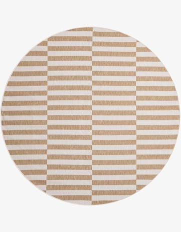 7' 10 x 7' 10 Easy-Clean Striped Indoor / Outdoor Round Rug