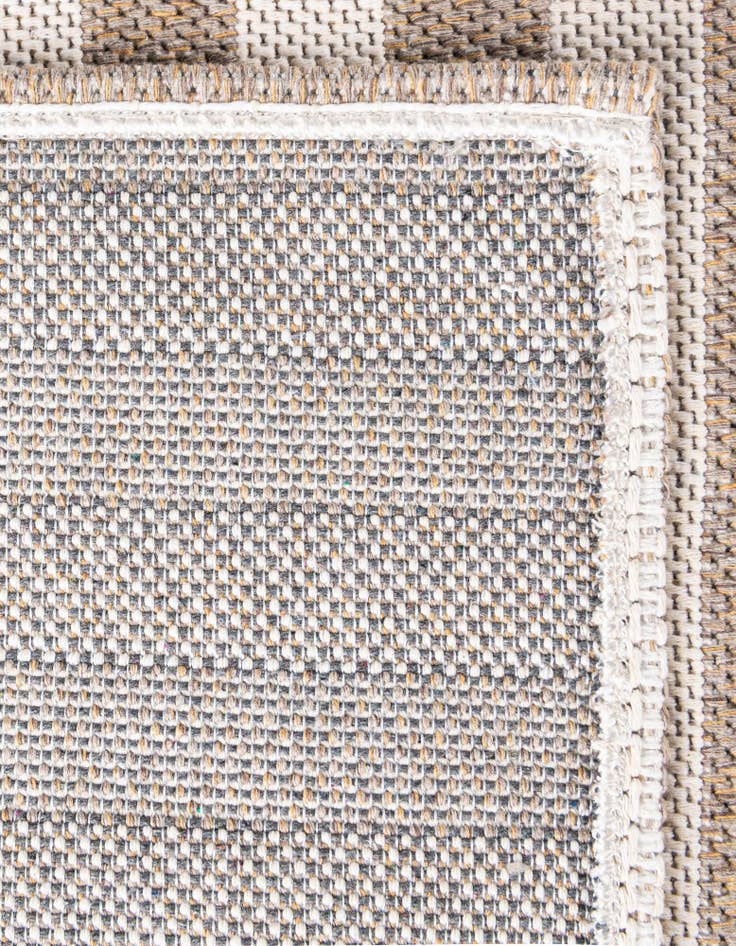 Detail image of 2' x 6' Georgia Runner Rug