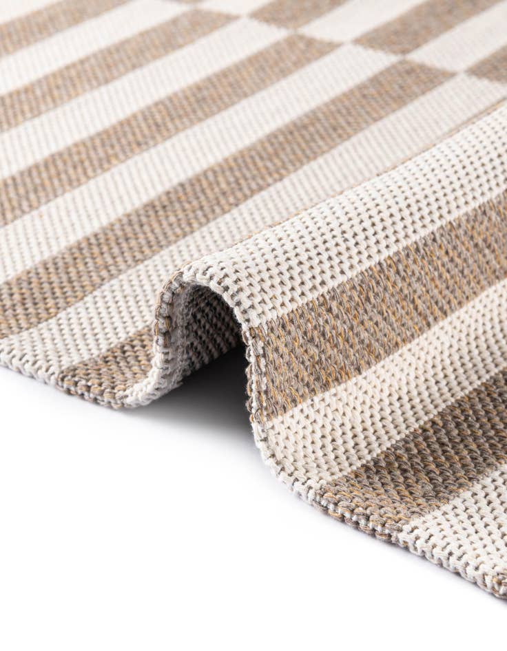 Detail image of 2' x 6' Georgia Runner Rug