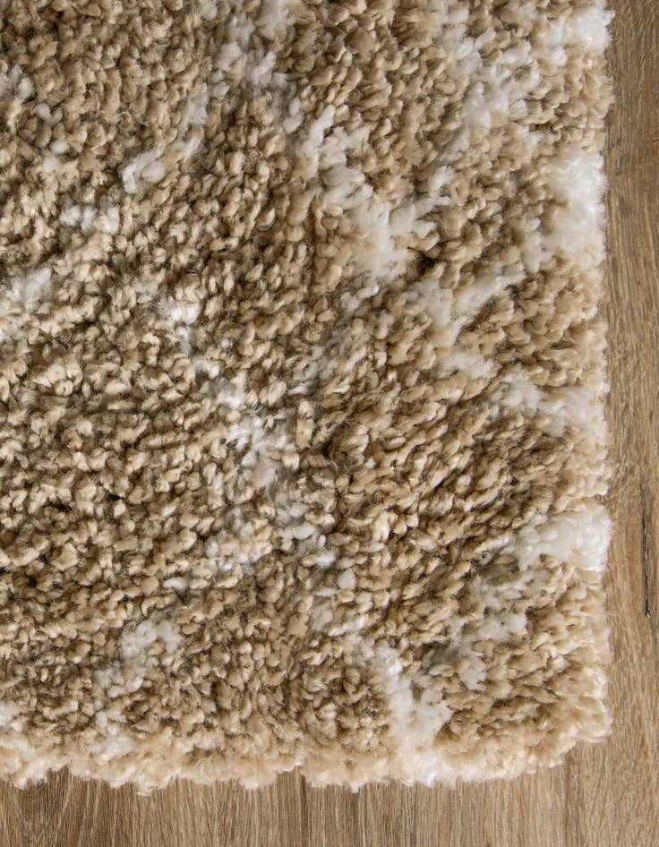 Detail image of 2' x 8' Marrakesh Shag Runner Rug