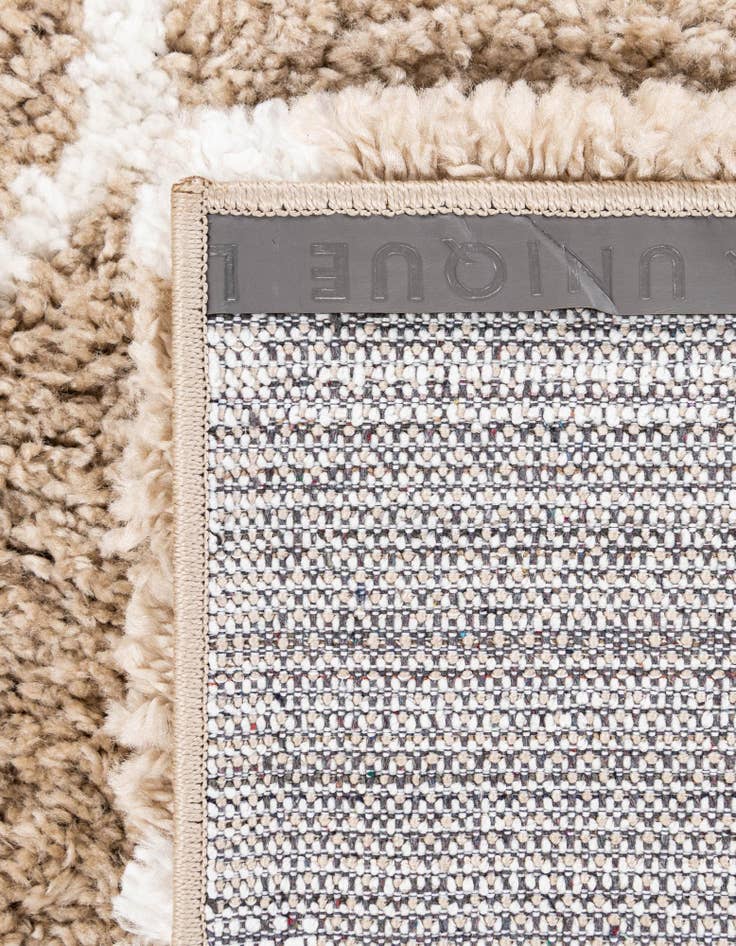 Detail image of 2' 7 x 6' Moroccan Shag Runner Rug