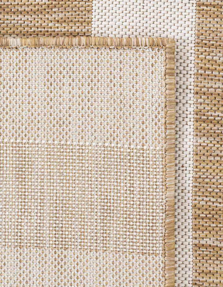 2' 7 x 10' Easy-Clean Striped Indoor / Outdoor Runner Rug