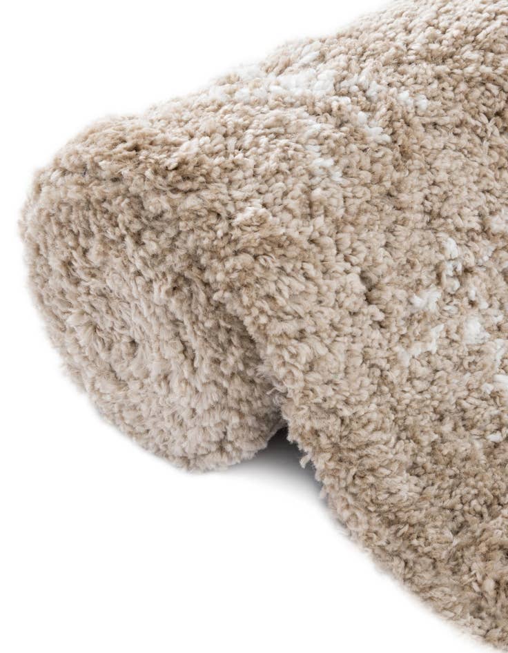 Detail image of 8' x 8' Marrakesh Shag Square Rug