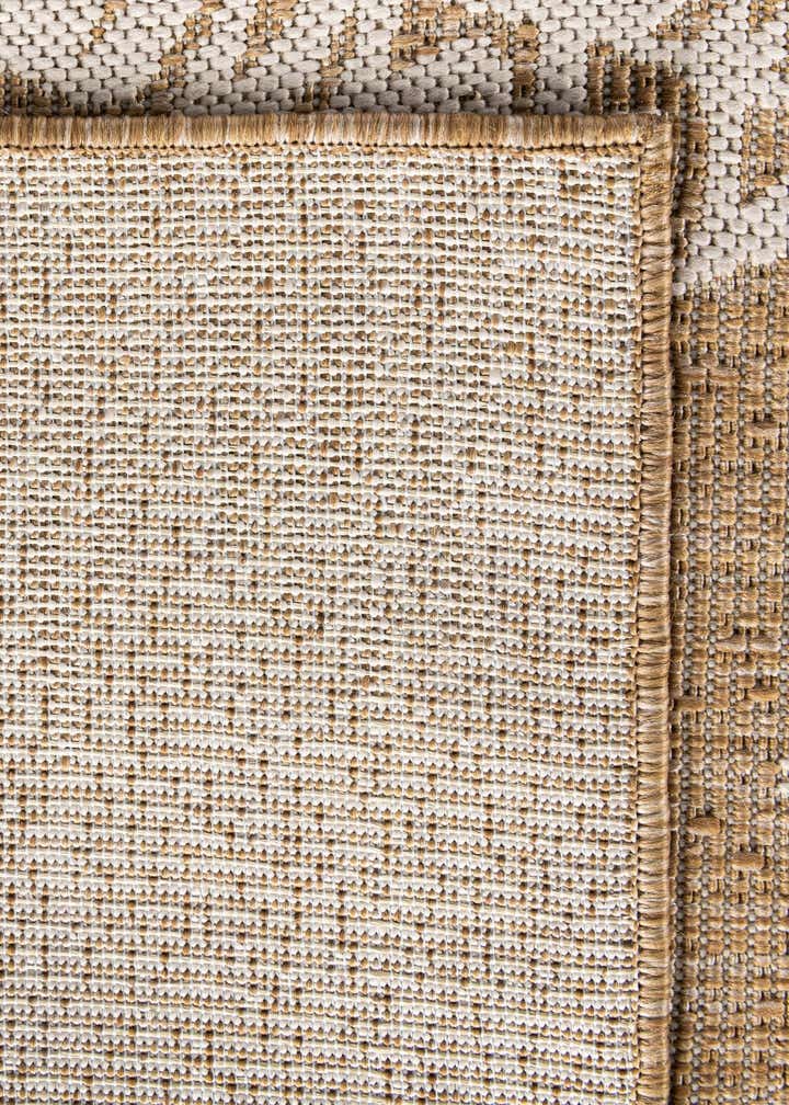 7' 10 x 7' 10 Easy-Clean Coastal Indoor / Outdoor Square Rug