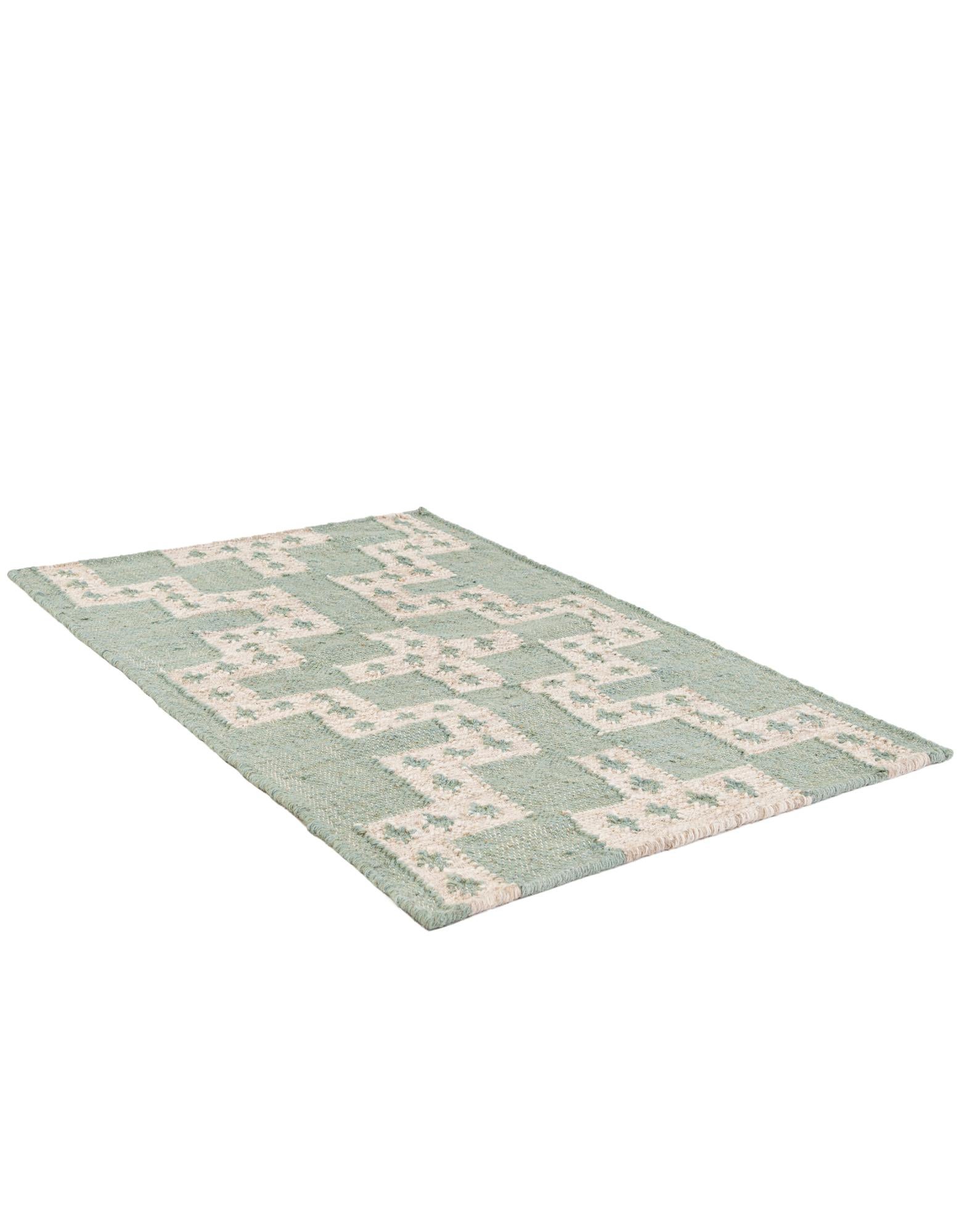 2' x 3' 1 Hand Woven Kilim Wool Rug