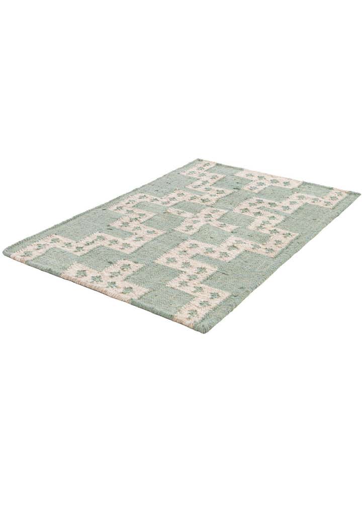 2' x 3' 1 Hand Woven Kilim Wool Rug