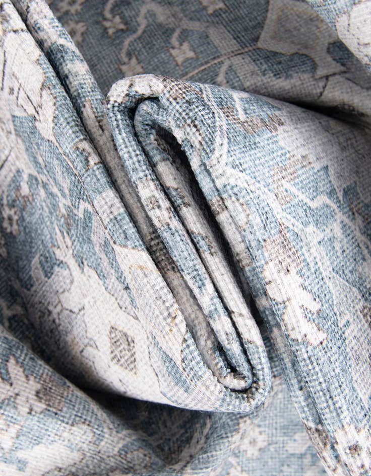 Detail image of 5' 1 x 8' Washable Timeless Rug