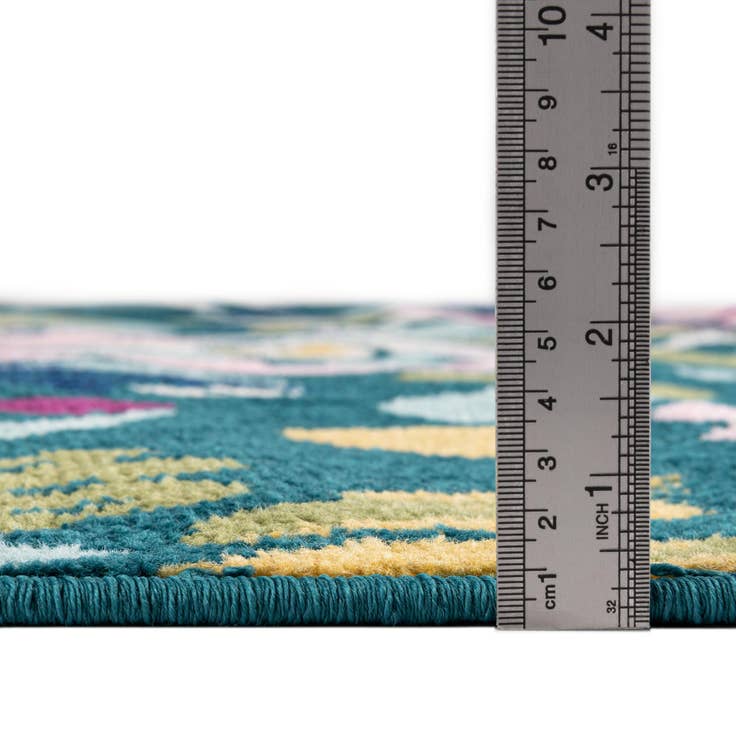 Detail image of 7' x 7' Bloom Octagon Rug
